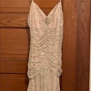 Long prom dress worn once size 6